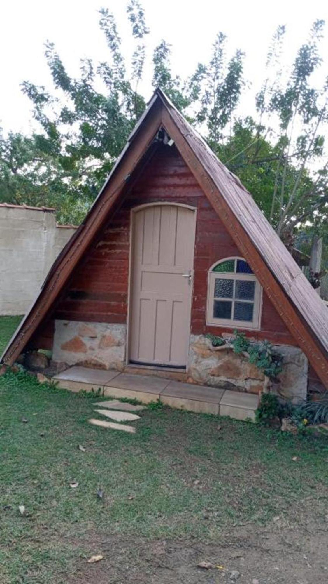 Вилла Chacara Familia Buscape Oliveira Арасаригуама Экстерьер фото